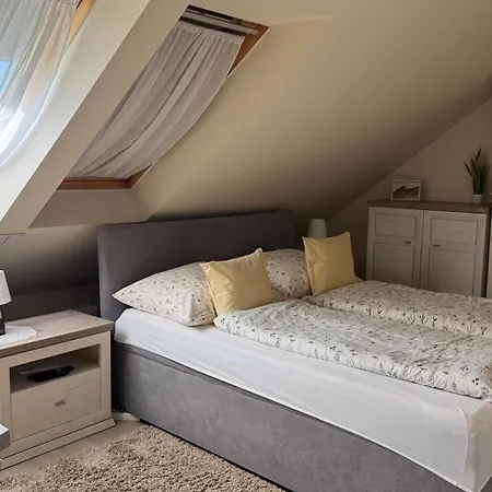 Atkari Vendeghaz Bed and Breakfast Bóly