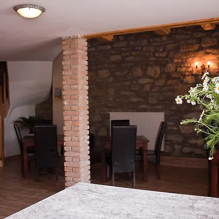 Bed & Breakfast Atkari Vendeghaz Boly