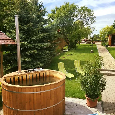 Bed & Breakfast Atkari Vendeghaz