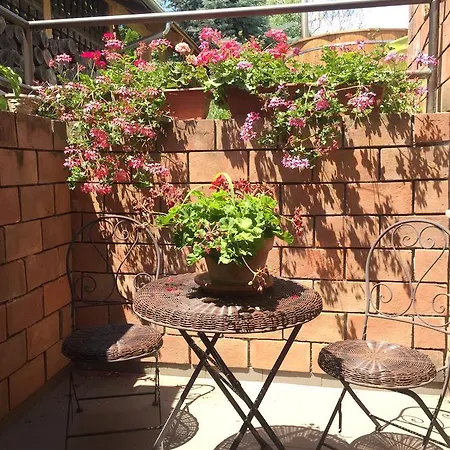 Couette-café Atkári 3*