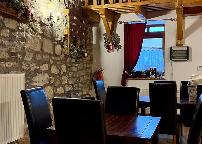 Atkari Vendeghaz Bed & Breakfast 3*