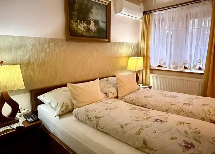 Bed & Breakfast Atkari Vendeghaz 3*