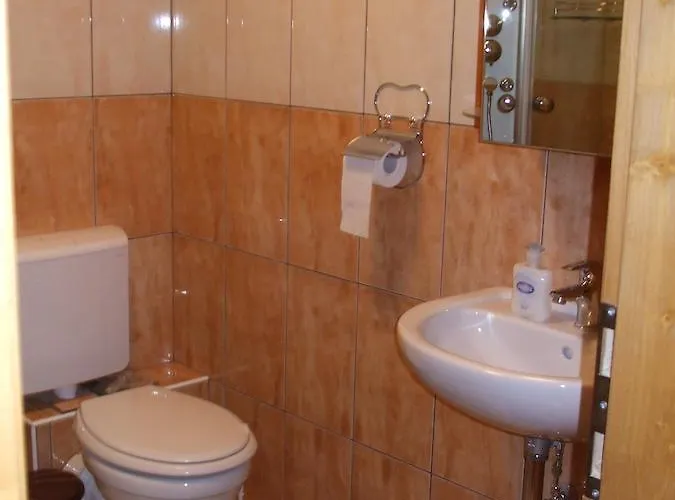 Atkari Vendeghaz Bóly